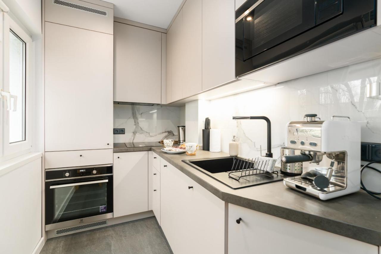Grunwald Jesienna Comfort By Renters Apartment Posen